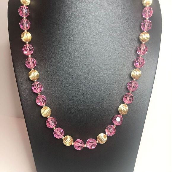196 Napier VNTG Gold Tone Texture Beads Glass Faceted Beads Pink Necklace 22” - Picture 1 of 2